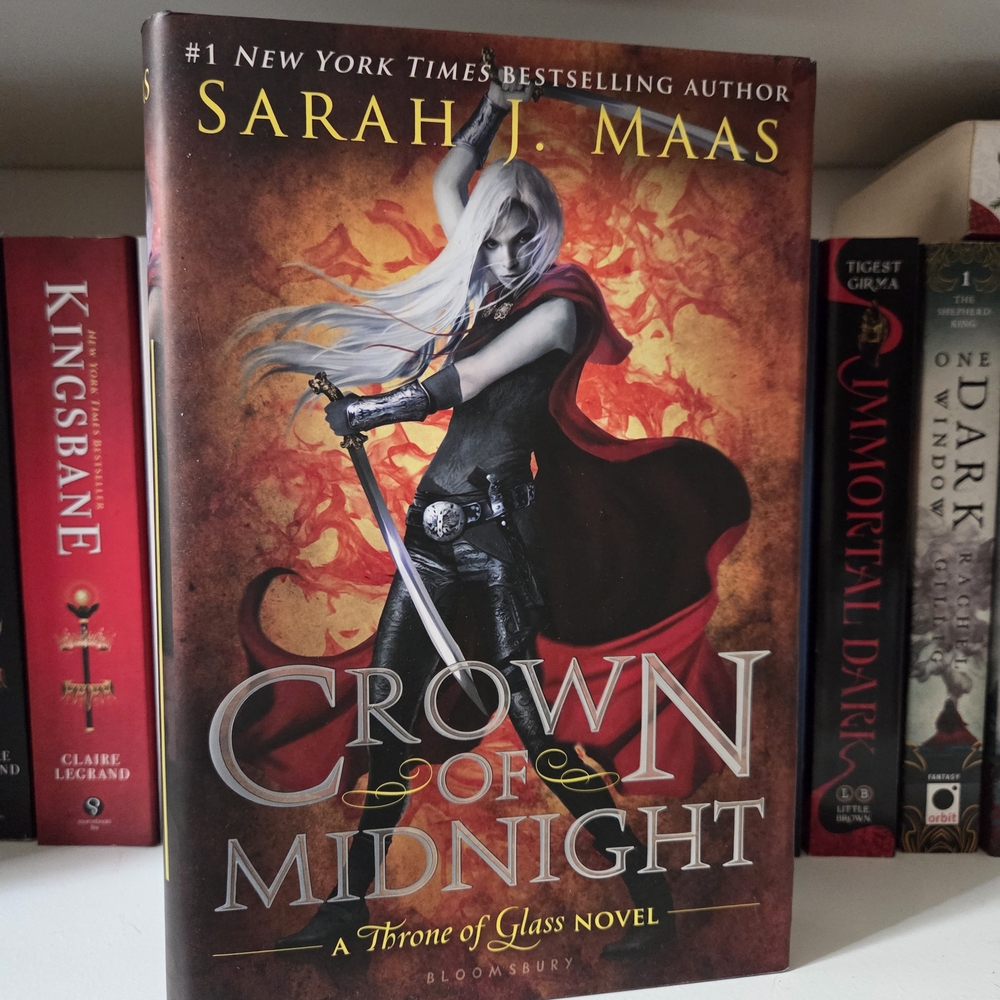 Crown of Midnight Hardcover Original Cover